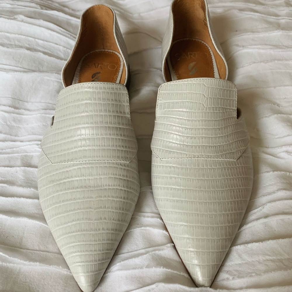 Anthropologie Sarto by Franco Sarto Pointed-Toe Flats